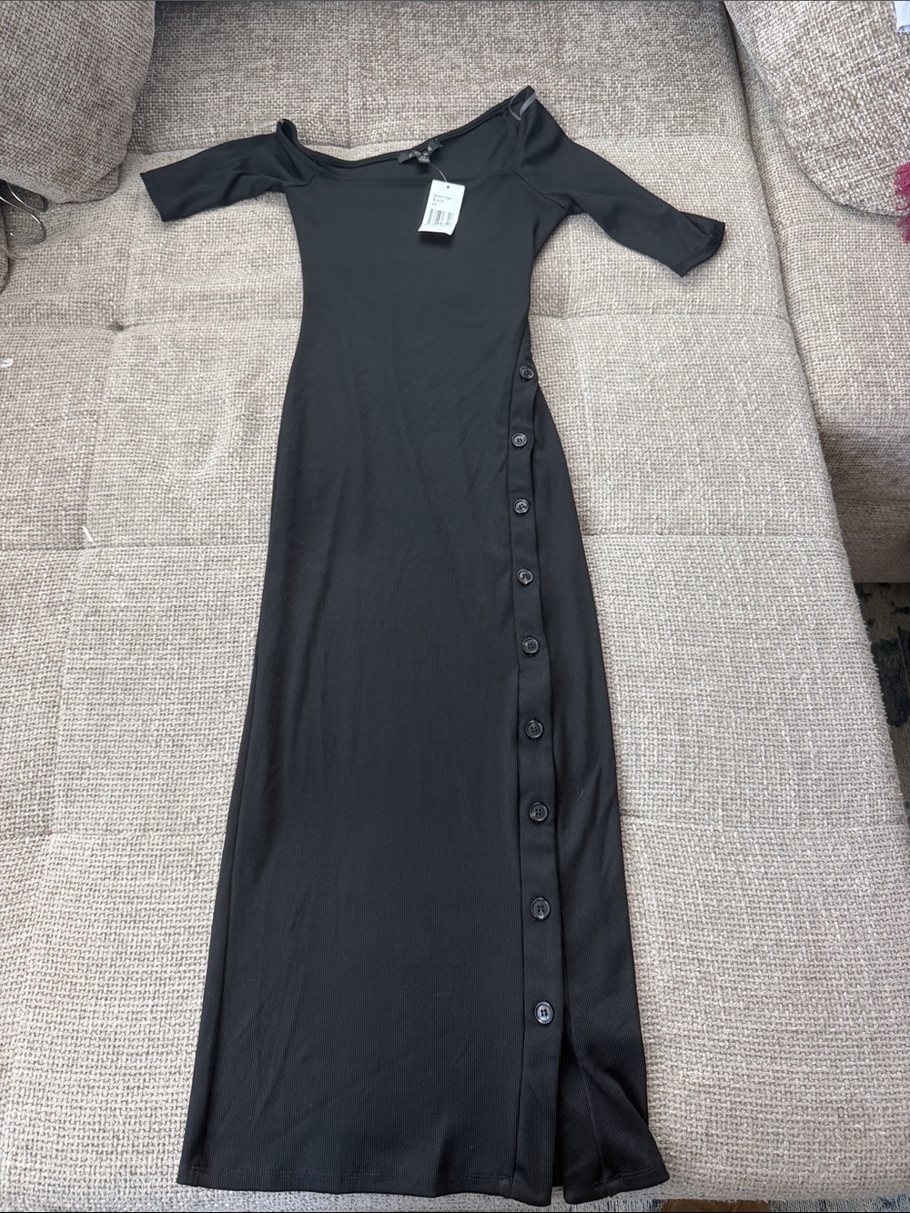 Women's Off-Shoulder Black Button-Trim Midi Dress